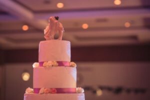 small wedding cakes for intimate ceremonies