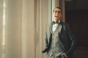 Three-Piece Wedding Suits for Grooms: Style and Fit Guide